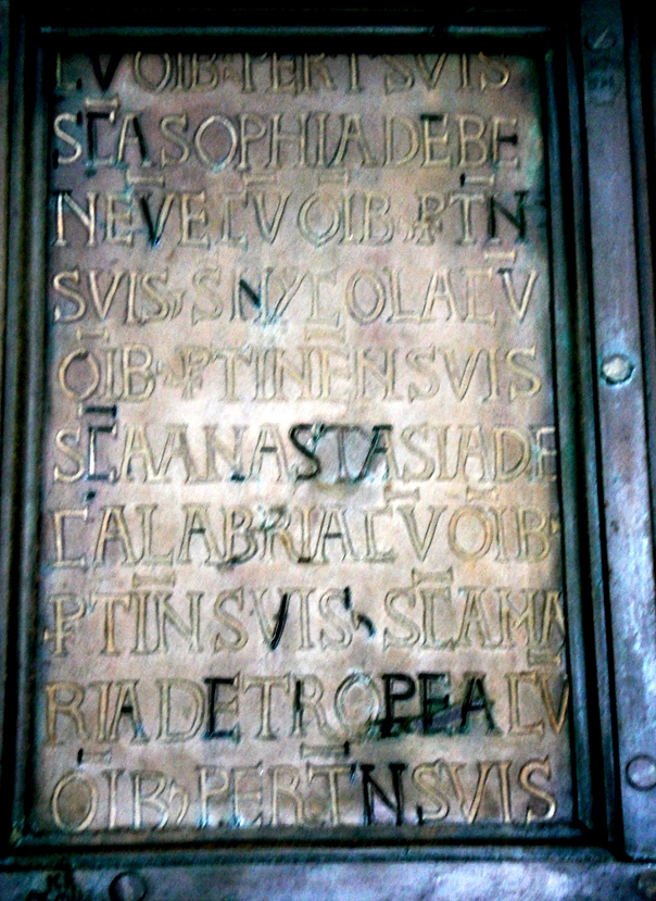 formella porta abbazia di Cassino
