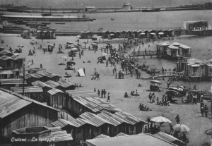 052 La spiaggia-v.1955